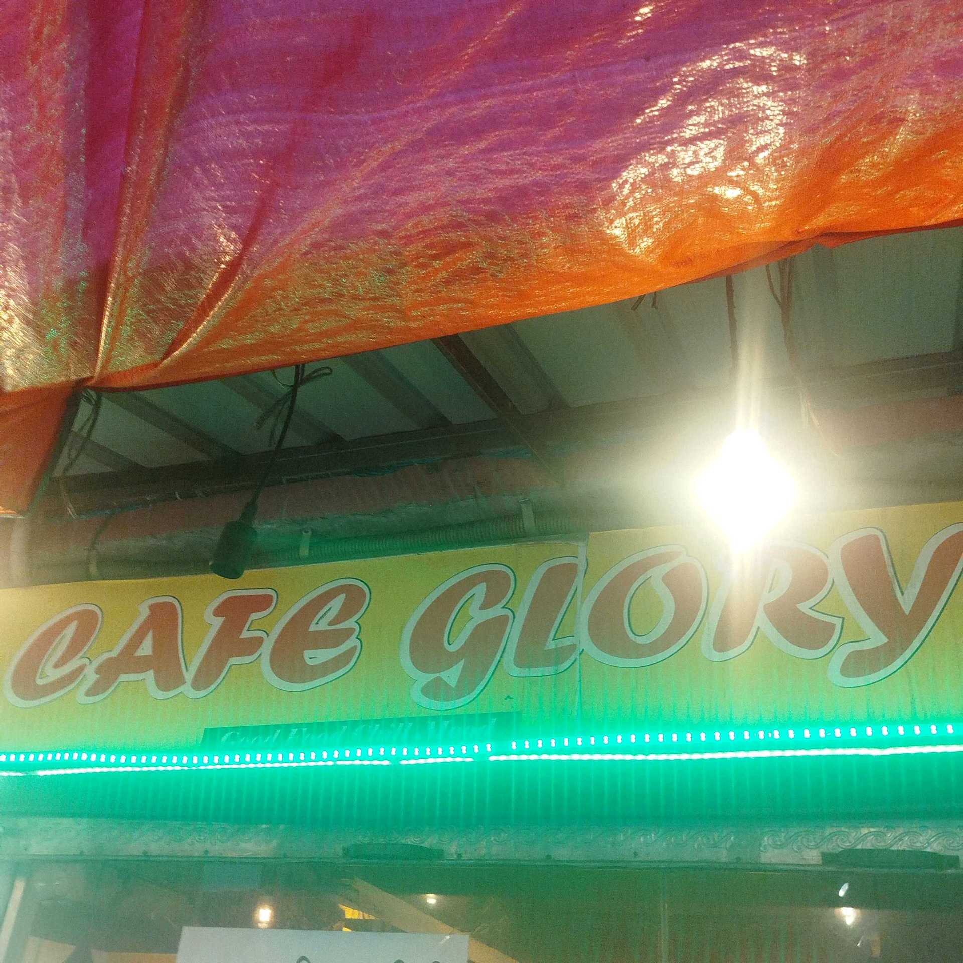 Cafe Glory