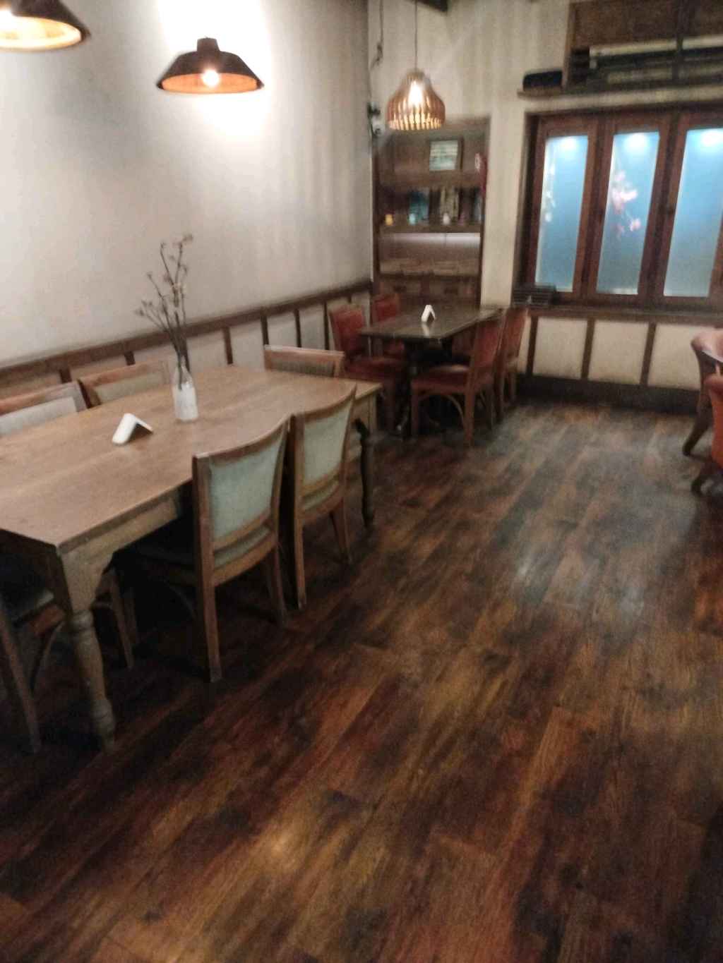 Inside view 