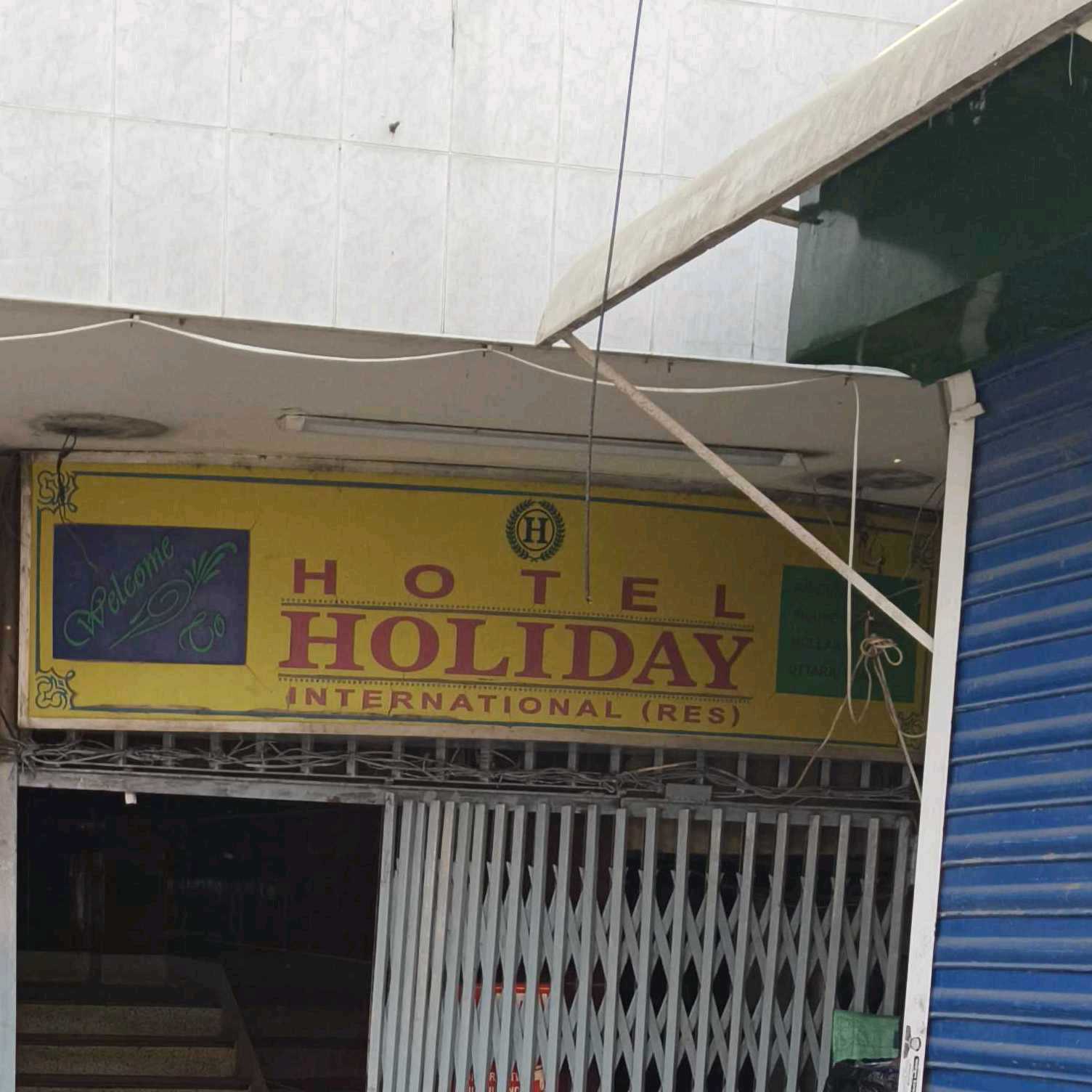 Hotel Holiday International