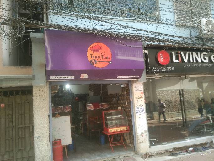 Tuna Tuni Live Kitchen - Photo 1