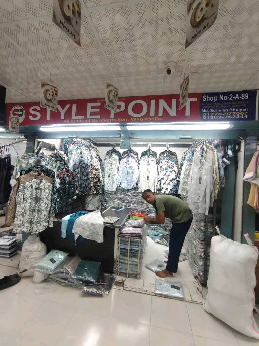 Style Point - Photo 1