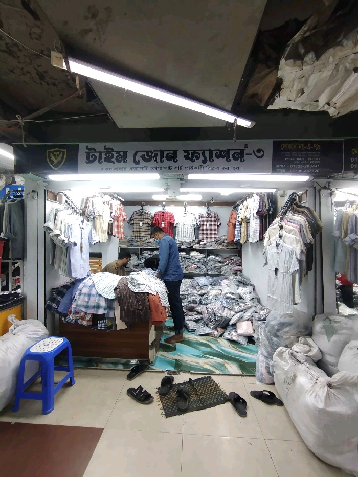 Time Zone Fashion-3 - Photo 1