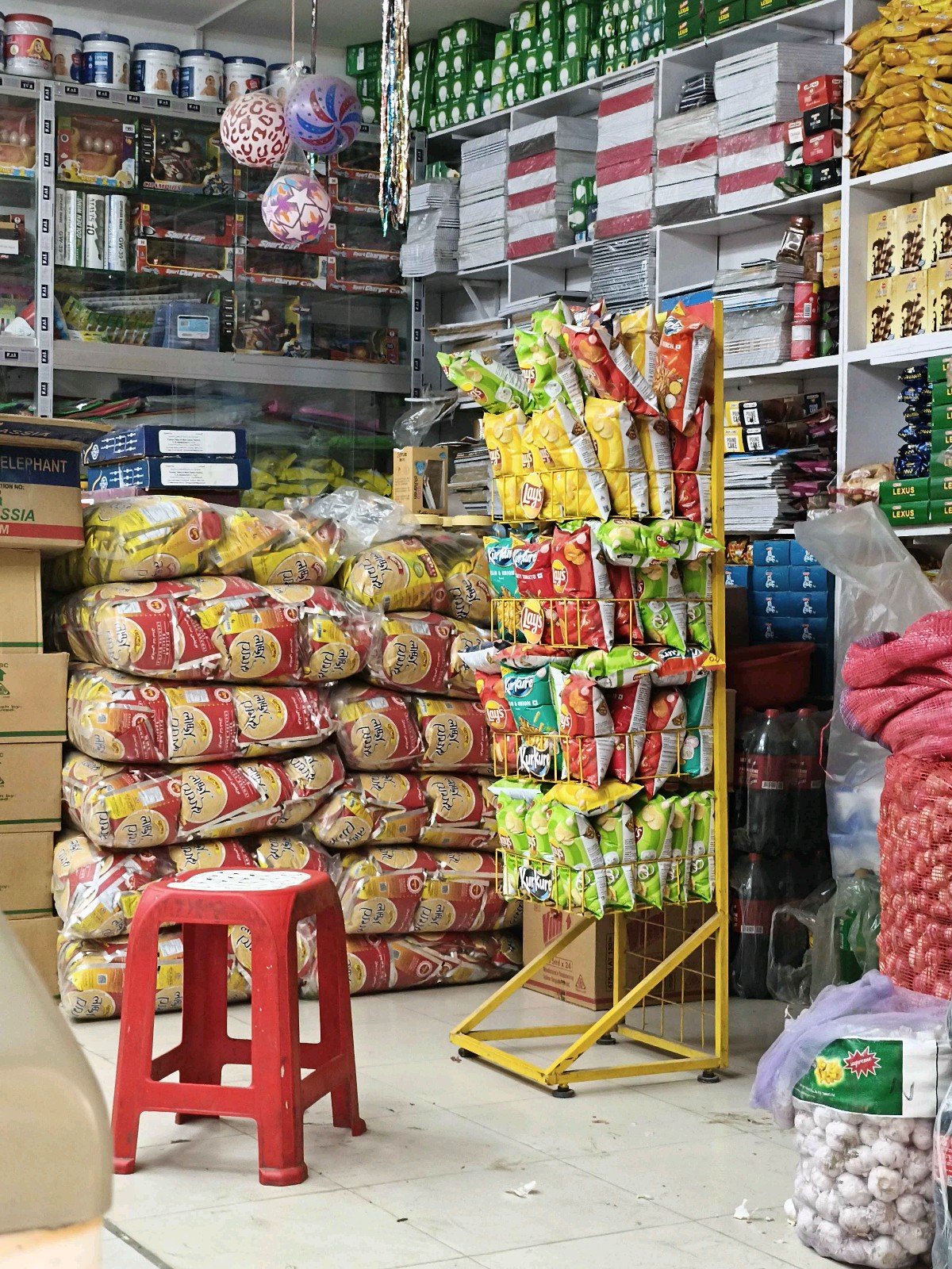 MD Abdur Rahim Al-Mahadi Departmental Store - Photo 2