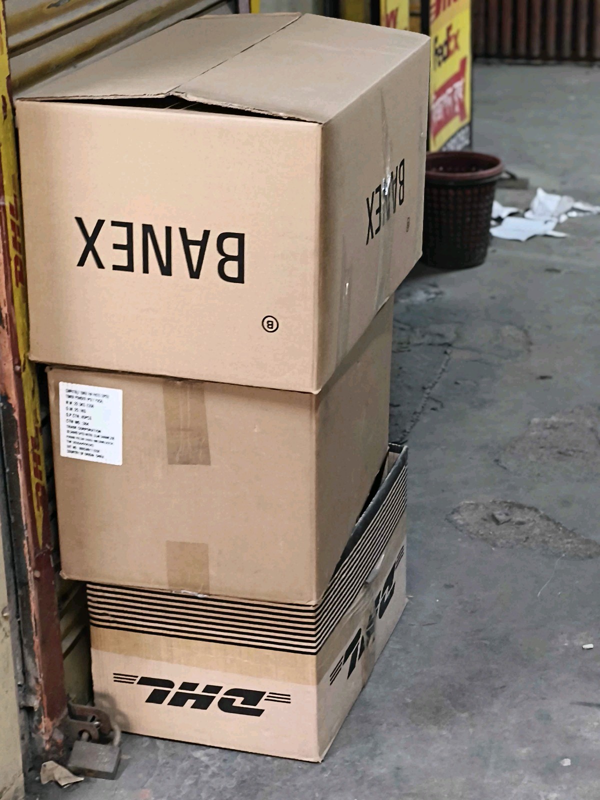 Worldwide Express - Photo 1