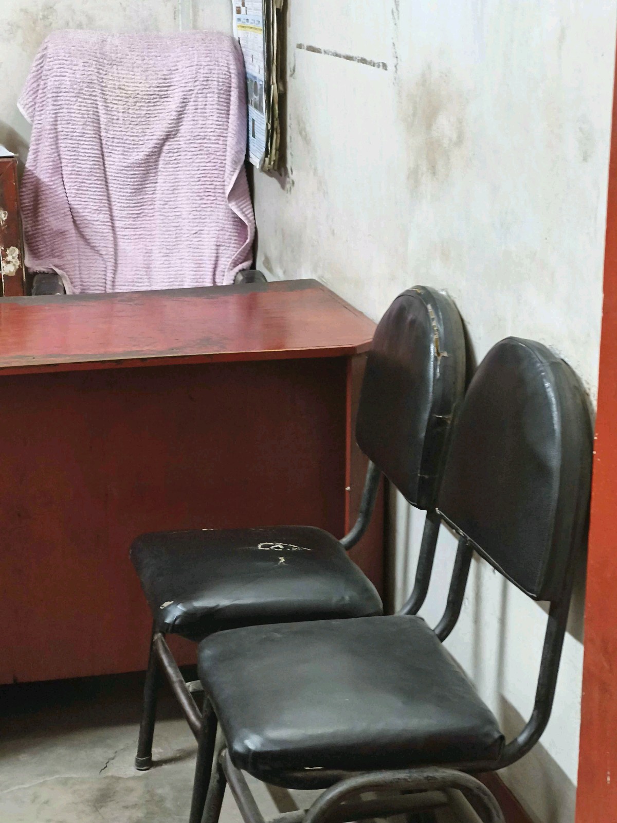 Notary Public - Photo 2