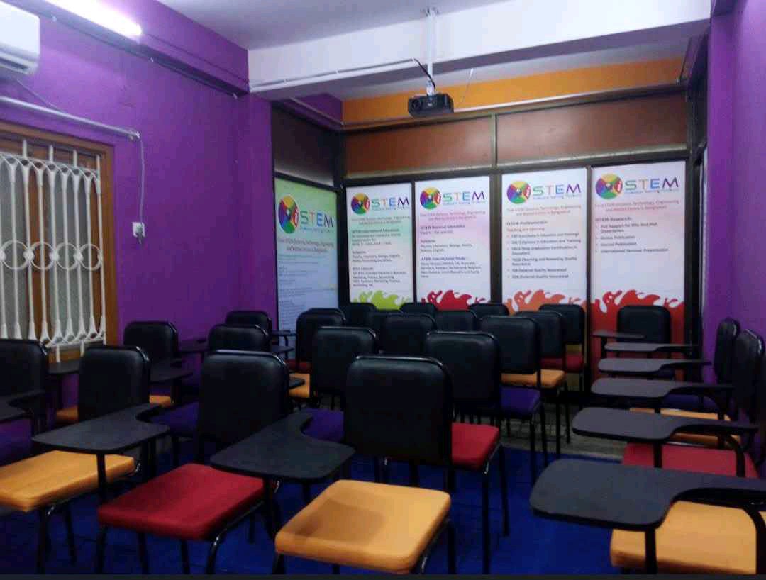 IStem English Medium School  - Mirpur:02 - Photo 1