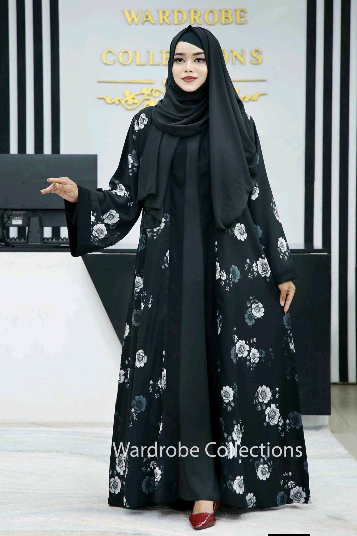 Wardrobe Collection  - Photo 1