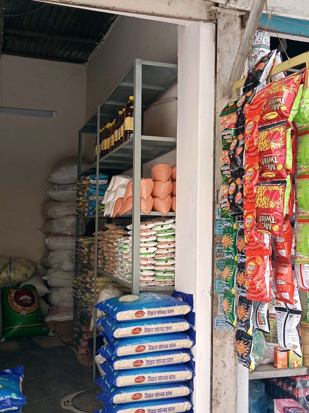 Bhai Bhai Rashon Store - Photo 1