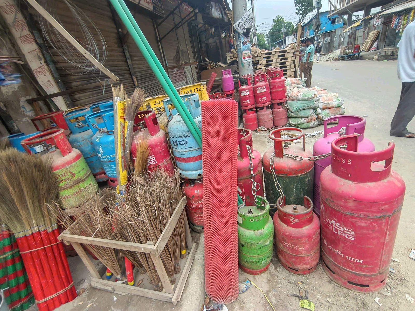 Bismillah Shah Chandrapuri Hardware and Electric  - Photo 2