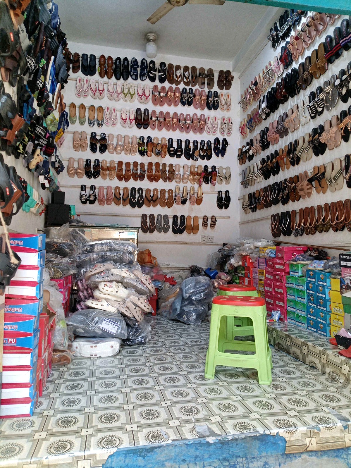 Surmi Shoes - Photo 1