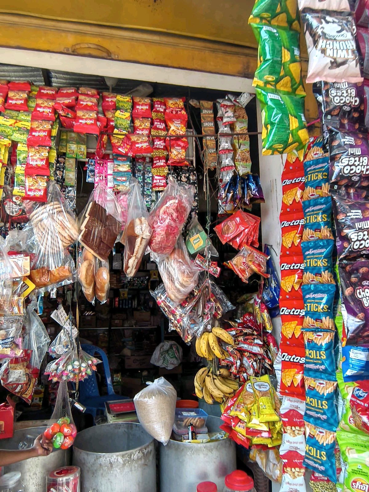 Anowar Store  - Photo 2