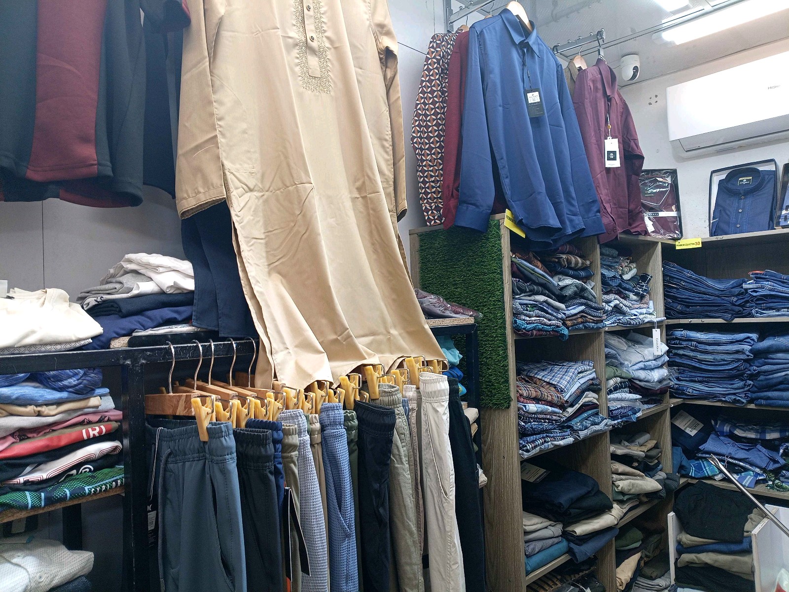Premium Collection  - Photo 2