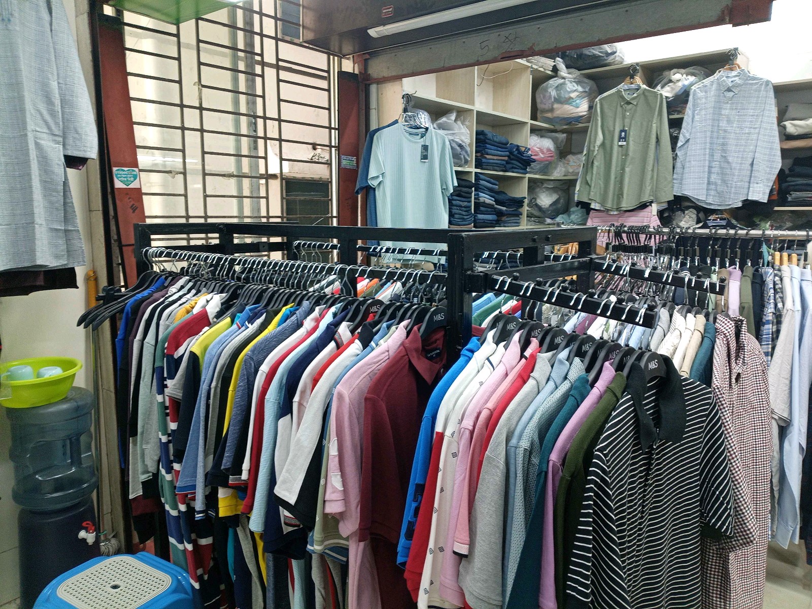 NR Fashion - Photo 2
