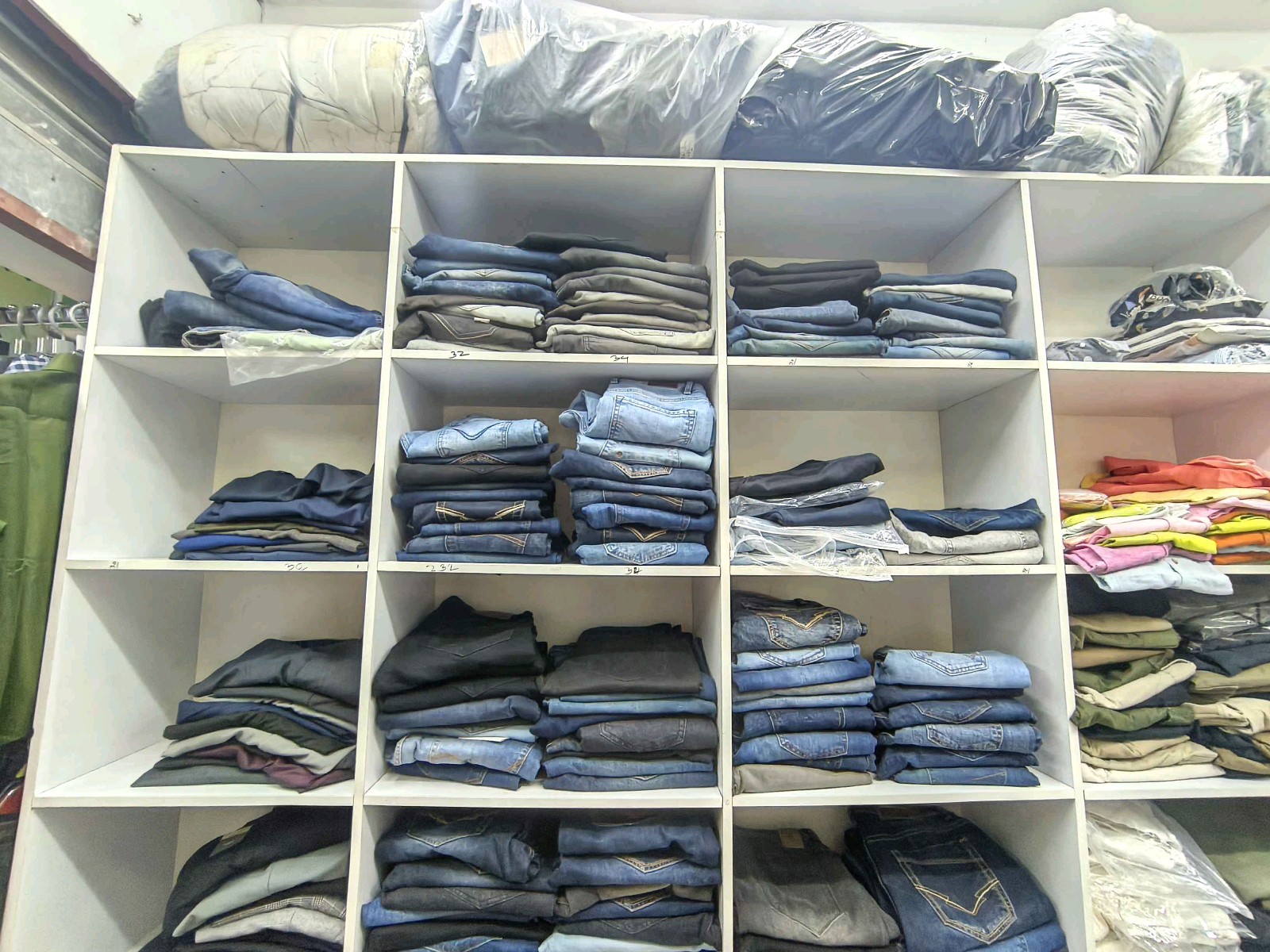 Spark Gear - Photo 1