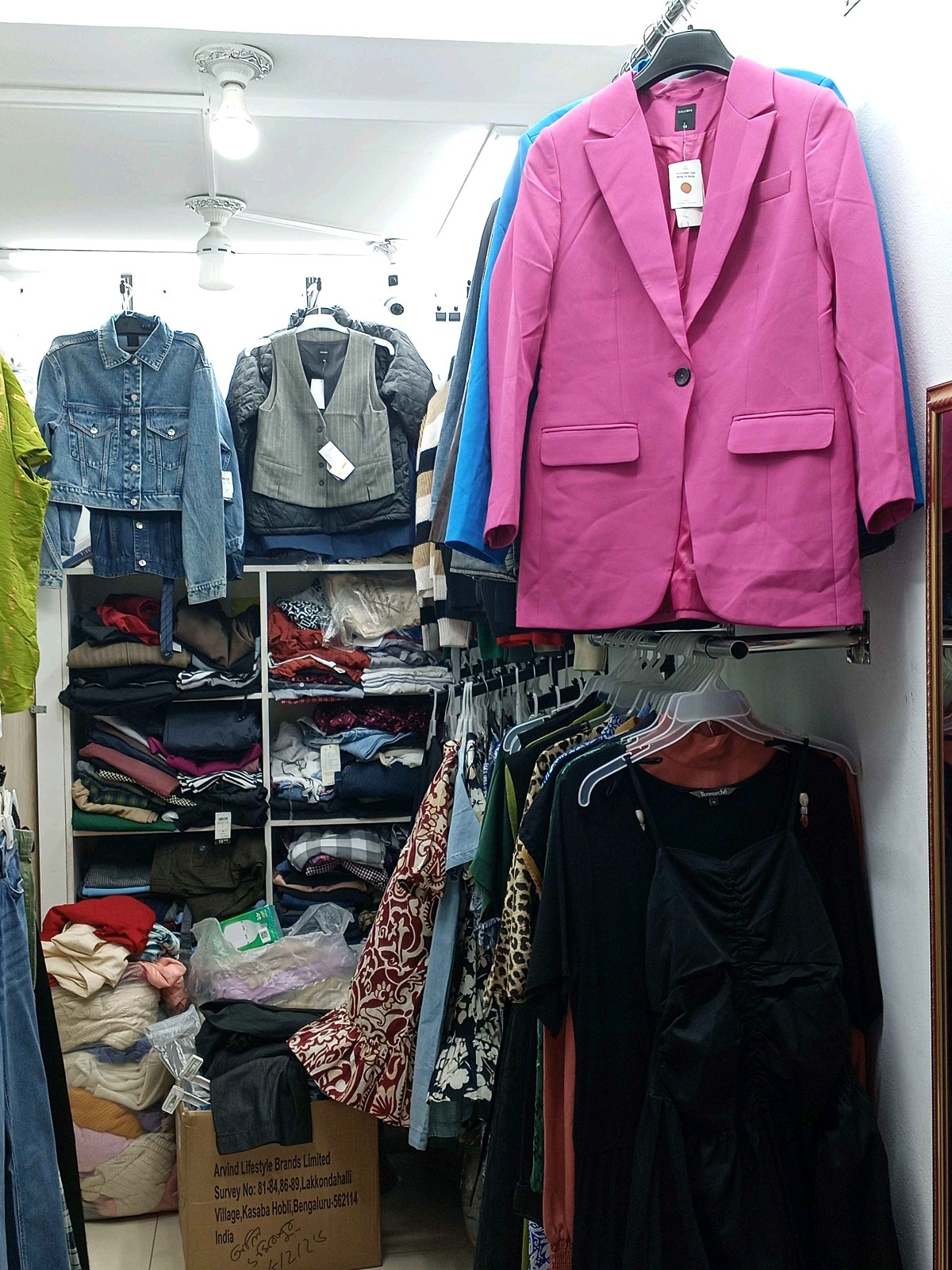 Search & Grab - Photo 1