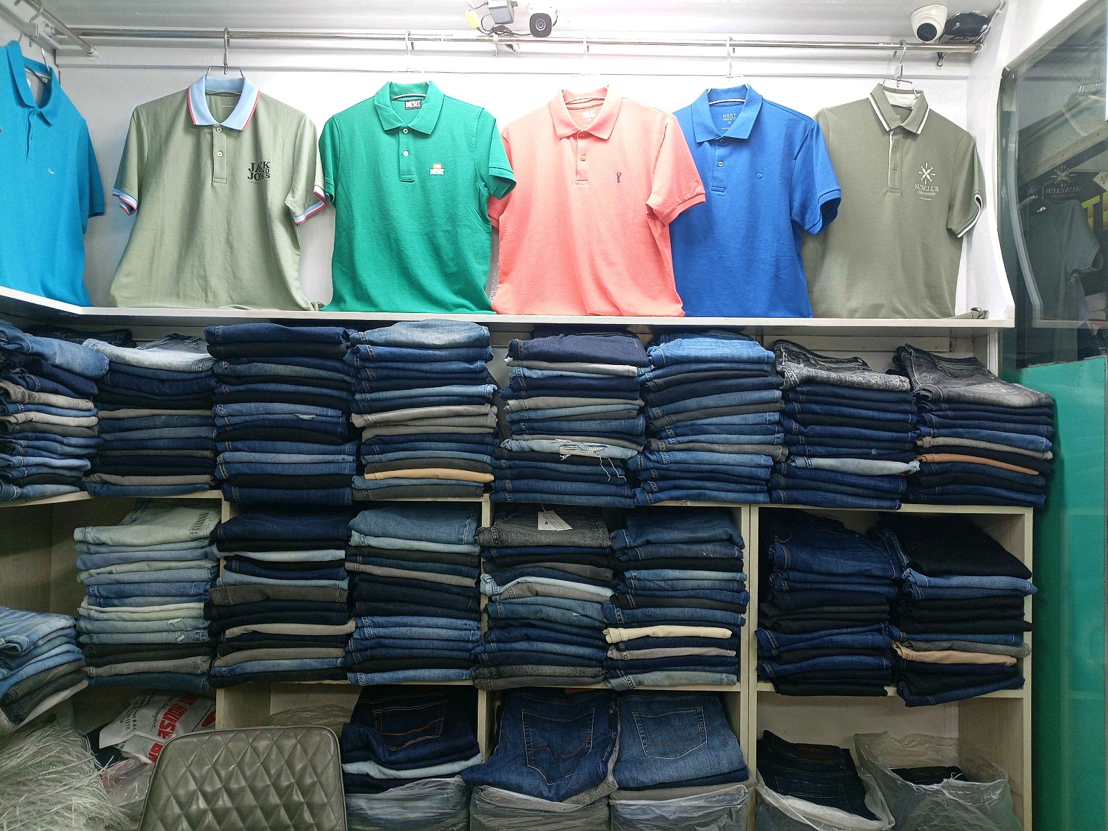 Brand House  - Photo 2