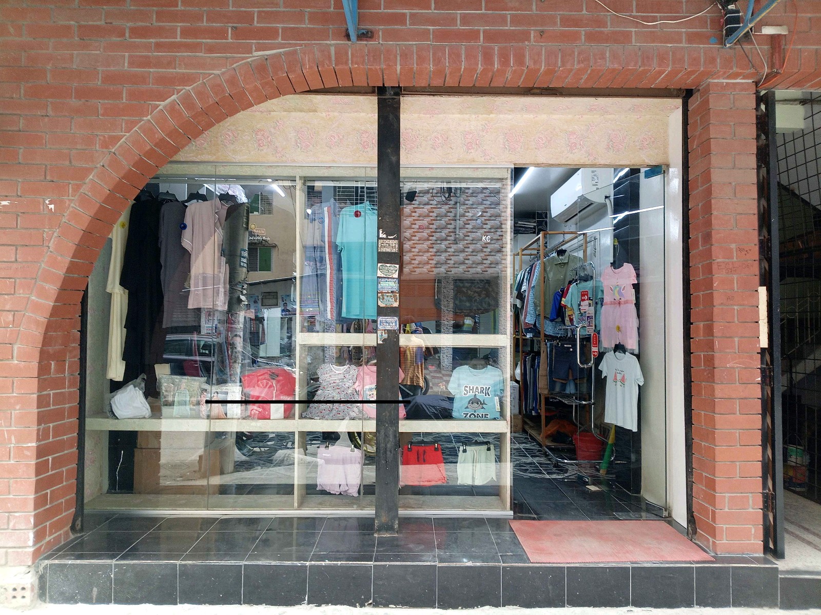 Advance Fashion - Photo 2