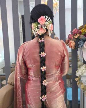 Mitu's Makeover & Beauty Parlour  - Photo 3
