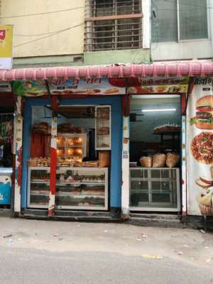 Allah R Dan Live Bakery - Photo 1