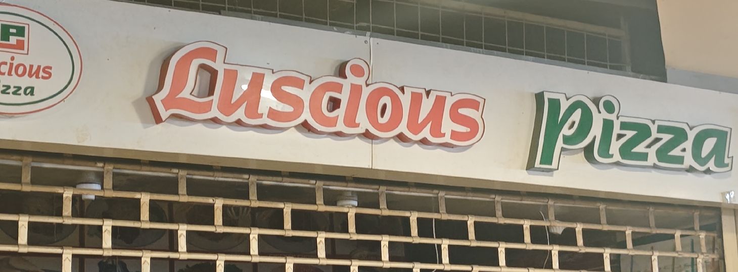 Luscious Pizza