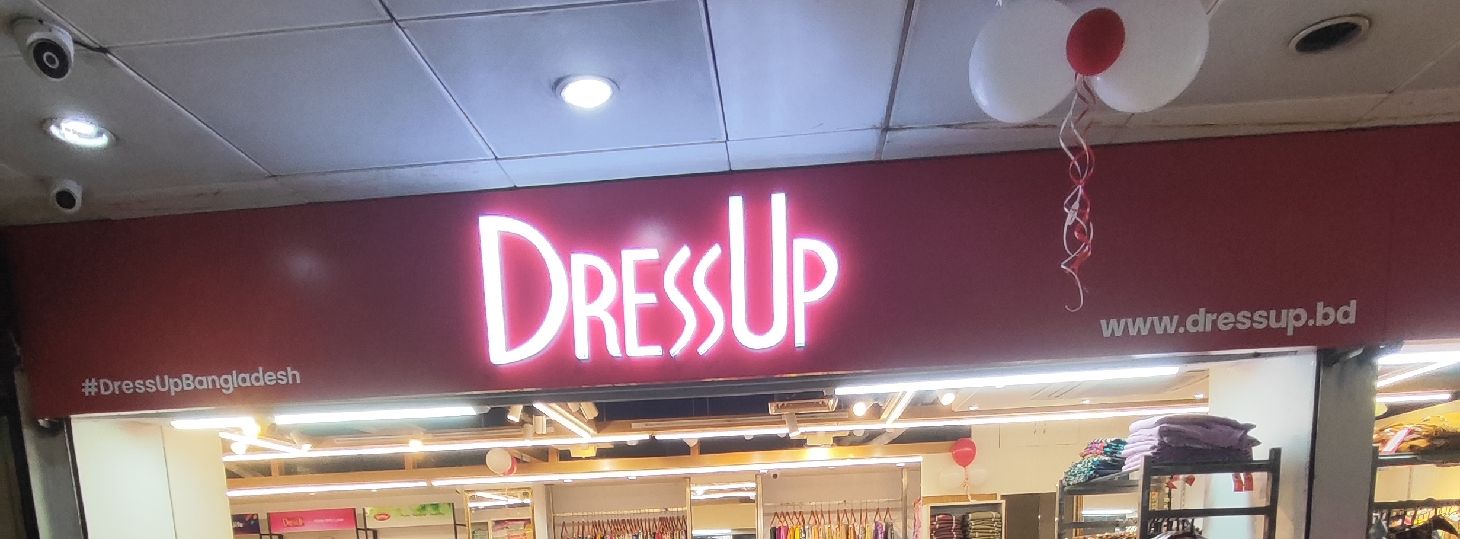 DRESSUP