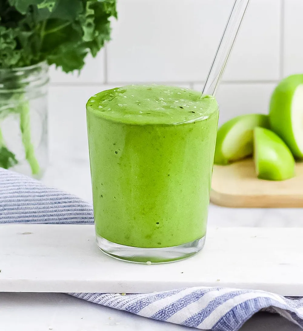 Green Apple Smoothie image 1